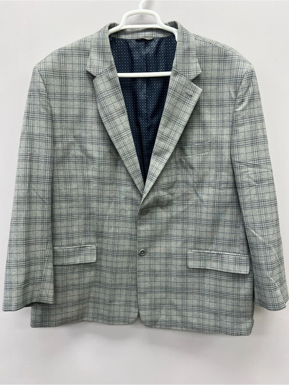 Oak Hill Light Gray Plaid Men's Blazer - Classic Two-Button Sport Coat 2XL Tall
